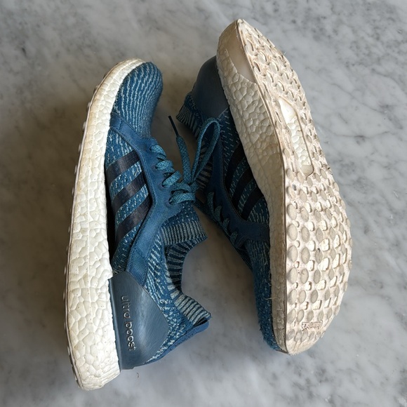 Adidas Ultra Boost Parley - Picture 4 of 8